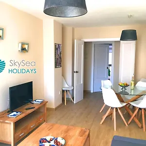 https://sky-sea-holidays-malaga-alameda.hotelsinnerja.org